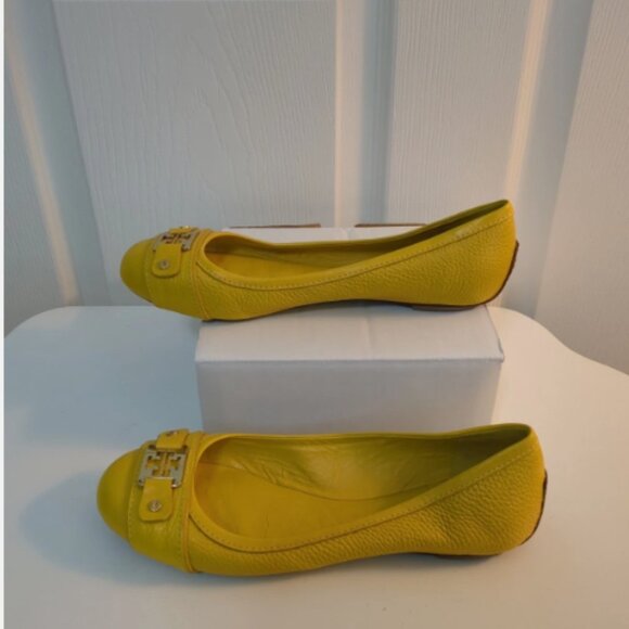 Tory Burch Women's Yellow Slip-On Leather Loafer, Size 8.5, EUC - Picture 2 of 6